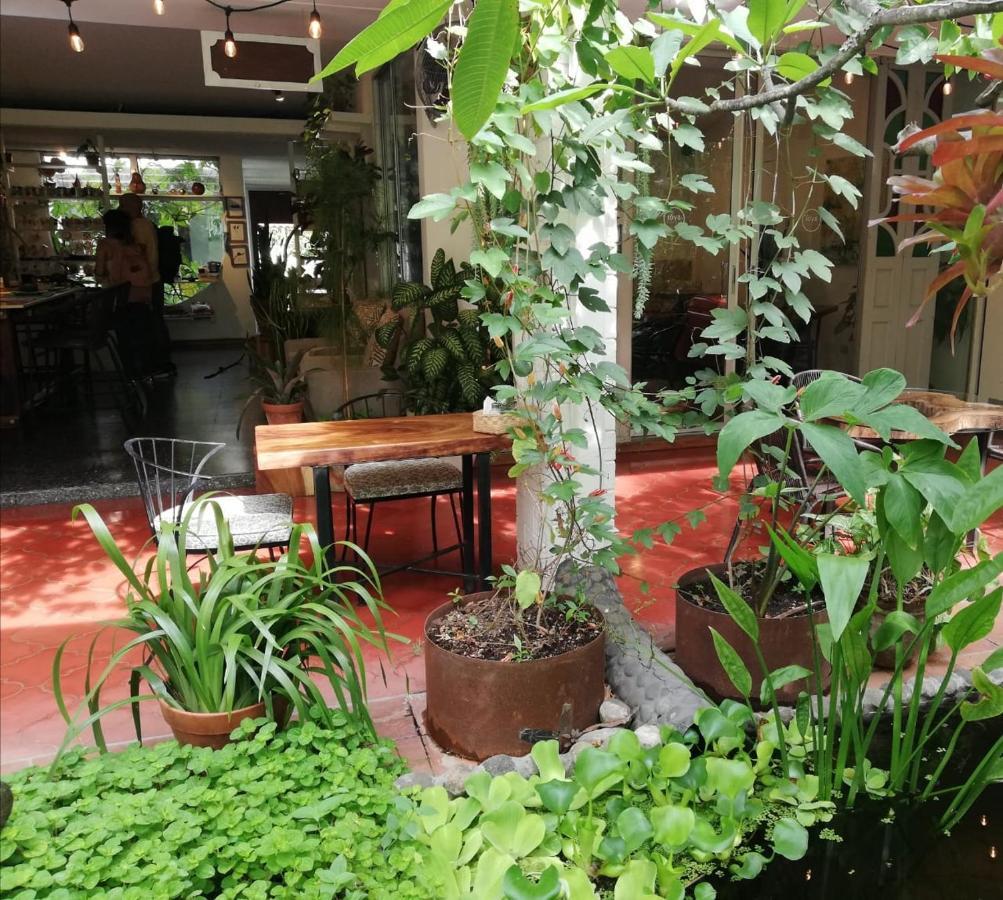 Cinco Hotel B&B San Salvador Buitenkant foto