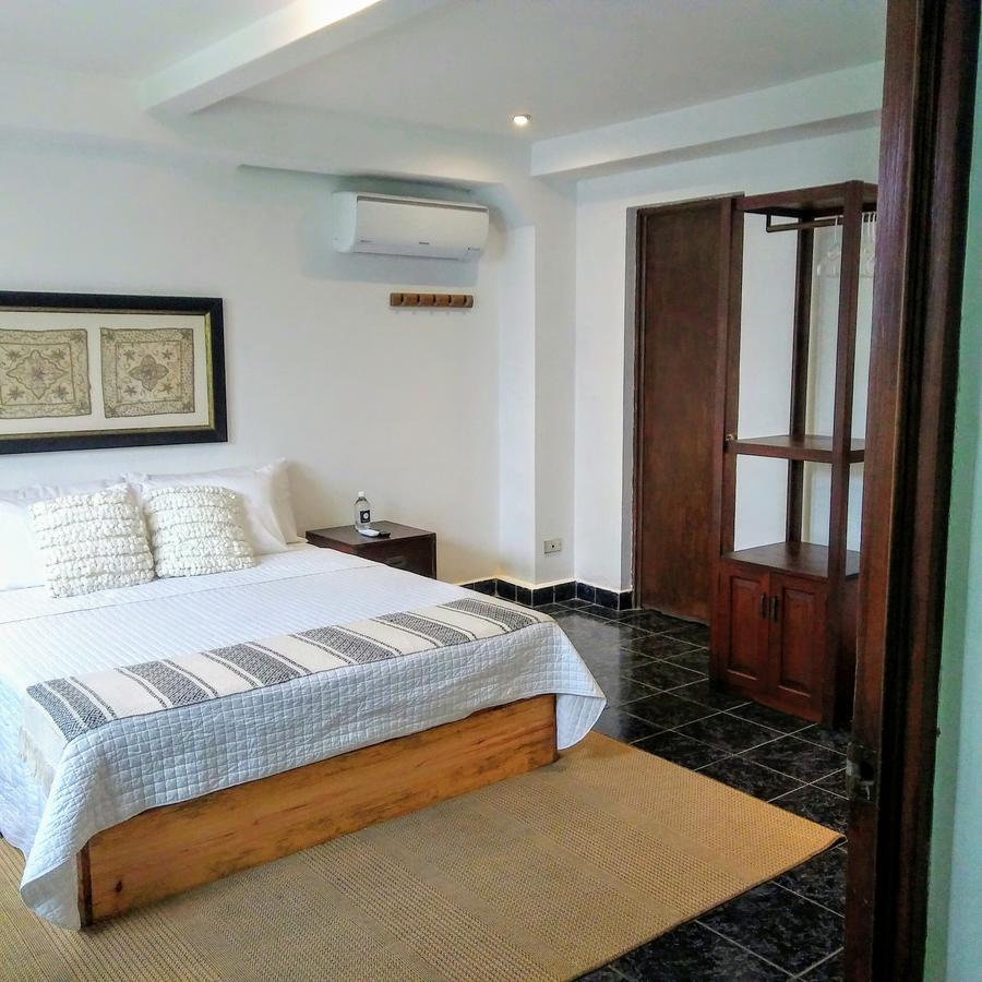 Cinco Hotel B&B San Salvador Buitenkant foto