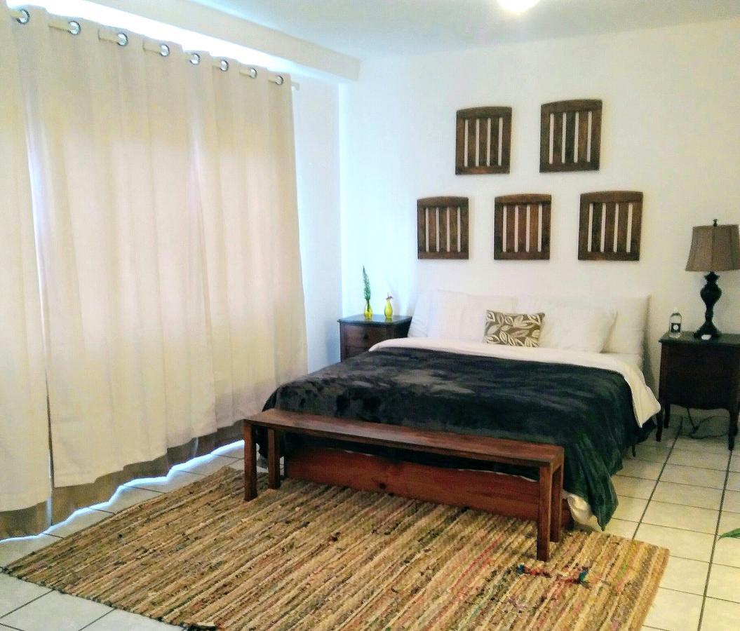 Cinco Hotel B&B San Salvador Buitenkant foto